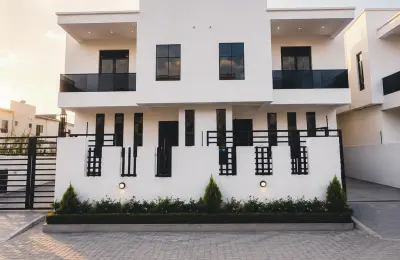 4 Bedroom Semi-Detached Duplex