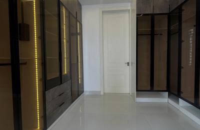5 Bedroom Fully Detached Duplex