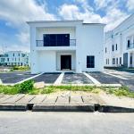 6 bedroom semi detached duplex