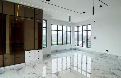 5 Bedroom Fully Detached Duplex