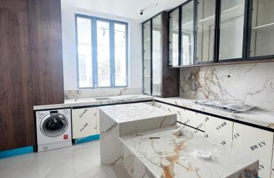5 bedroom semi-detached duplex