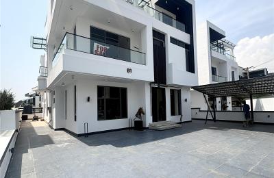 5 Bedroom Fully Detached Duplex