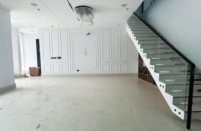 5 Bedroom Fully Detached Duplex