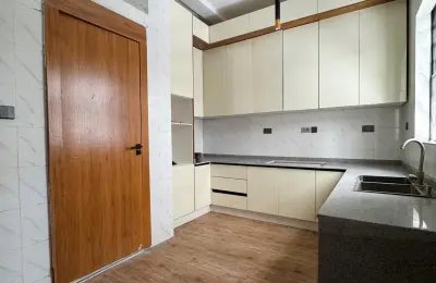 5 Bedroom Semi Detached Duplex