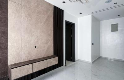 5 bedroom semi-detached duplex