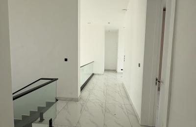 5 Bedroom Fully Detached Duplex