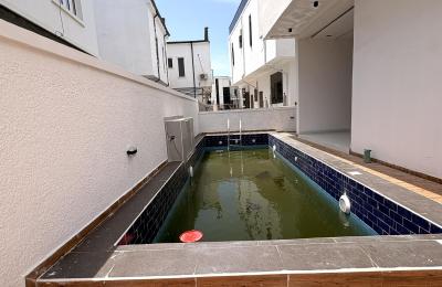 5 Bedroom Fully Detached Duplex