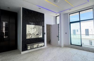 4 BEDROOM SEMI DETACHED DUPLEX