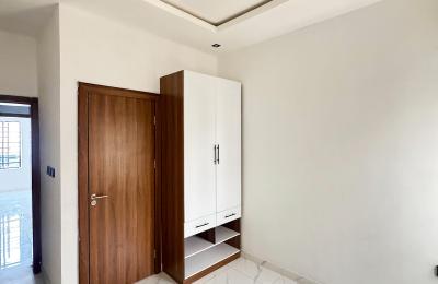 4 BEDROOM TERRACE DUPLEX