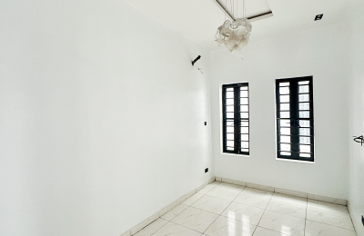 4 BEDROOM SEMI DETACHED DUPLEX