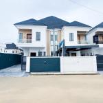 4 BEDROOM DETACHED DUPLEX FOR SALE