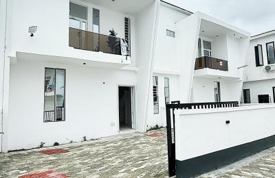 4 BEDROOM SEMI DETACHED DUPLEX
