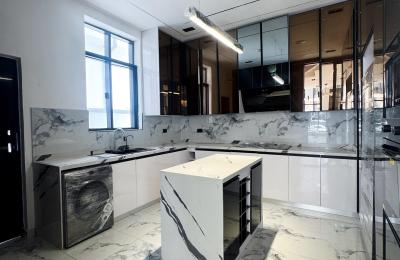 5 BEDROOM DETACHED DUPLEX WITH A SWIMMING POOL
