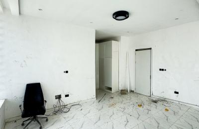 5 BEDROOM DETACHED DUPLEX