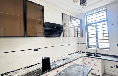 5 BEDROOM DETACHED DUPLEX