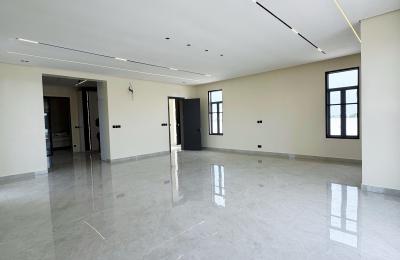 5 BEDROOM DETACHED DUPLEX WITH A SWIMMING POOL