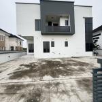5 BEDROOM DETACHED DUPLEX