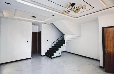 4 BEDROOM TERRACE DUPLEX