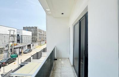 4 BEDROOM DETACHED DUPLEX FOR SALE