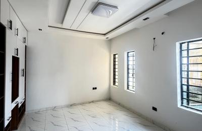 4 BEDROOM TERRACE DUPLEX