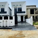 5 BEDROOM DETACHED DUPLEX