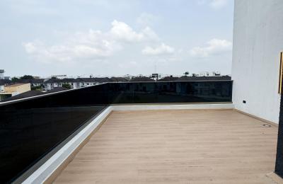 5 BEDROOM DETACHED DUPLEX WITH A SWIMMING POOL