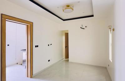 5 BEDROOM DETACHED DUPLEX