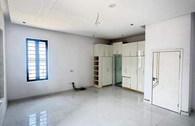 4 BEDROOM SEMI DETACHED DUPLEX