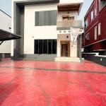 4 BEDROOM DETACHED DUPLEX