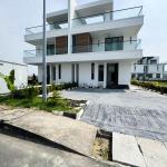 5 BEDROOM SEMI DETACHED DUPLEX
