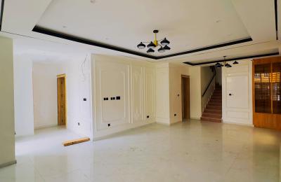 5 BEDROOM DETACHED DUPLEX