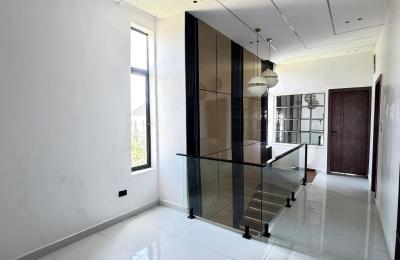 4 BEDROOM DETACHED DUPLEX FOR SALE