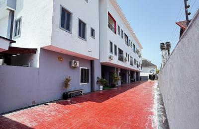 4 BEDROOM TERRACE DUPLEX FOR SALE