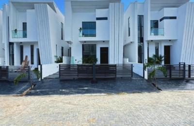4 BEDROOM DETACHED DUPLEX WITH SWIMMING POOL FOR SALE