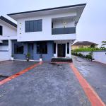 6 BEDROOM DETACHED DUPLEX WITH A SWIMMING POOL