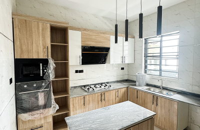 4 BEDROOM SEMI DETACHED DUPLEX