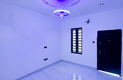 5 BEDROOM DETACHED DUPLEX