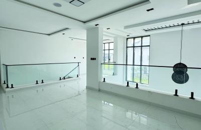 5 BEDROOM SEMI DETACHED DUPLEX