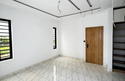 4 BEDROOM TERRACE DUPLEX