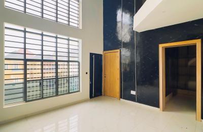 5 BEDROOM DETACHED DUPLEX