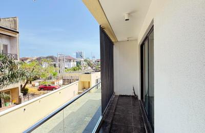 5 BEDROOM DETACHED DUPLEX WITH A SWIMMING POOL