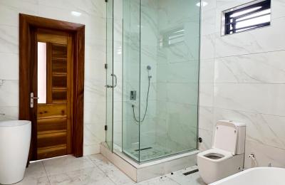 4 BEDROOM DETACHED DUPLEX FOR SALE