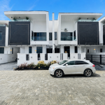 4 BEDROOM DETACHED DUPLEX FOR SALE