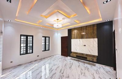 5 BEDROOM DETACHED DUPLEX WITH A SWIMMING POOL