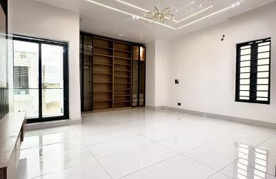 4 BEDROOM DETACHED DUPLEX FOR SALE