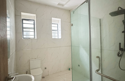 4 BEDROOM SEMI DETACHED DUPLEX