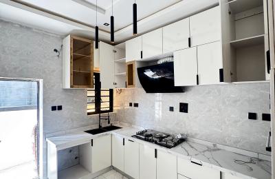 4 BEDROOM TERRACE DUPLEX