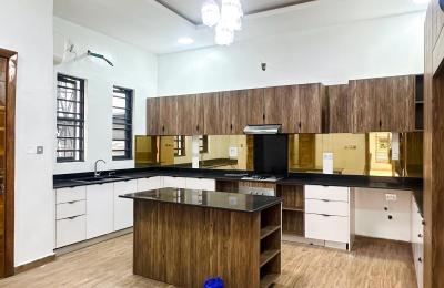 4 BEDROOM DETACHED DUPLEX FOR SALE