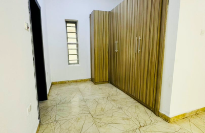 4 BEDROOM DETACHED DUPLEX FOR SALE