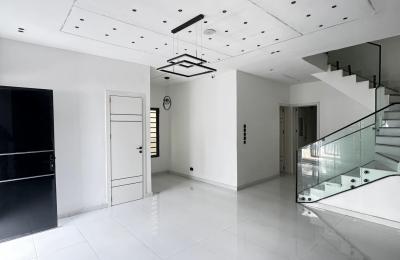 4 BEDROOM SEMI DETACHED DUPLEX